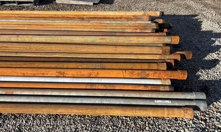 image for item EN5925 Approximately 54 pieces of pipe