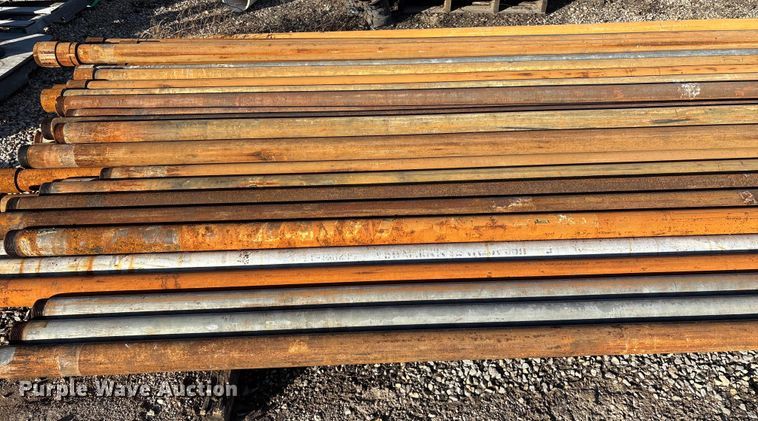 image for item EN5925 Approximately 54 pieces of pipe