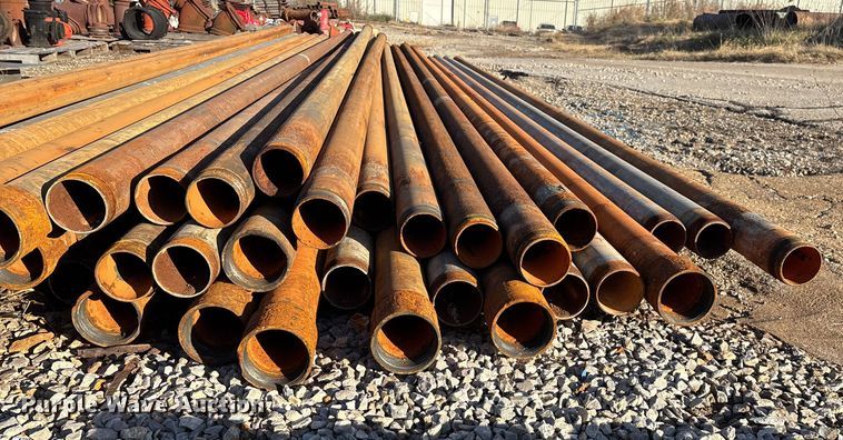 image for item EN5925 Approximately 54 pieces of pipe