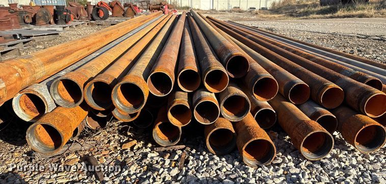 image for item EN5925 Approximately 54 pieces of pipe
