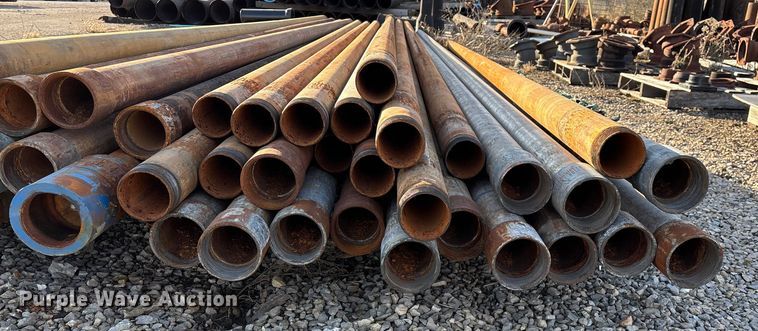 image for item EN5925 Approximately 54 pieces of pipe
