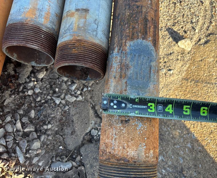 image for item EN5925 Approximately 54 pieces of pipe