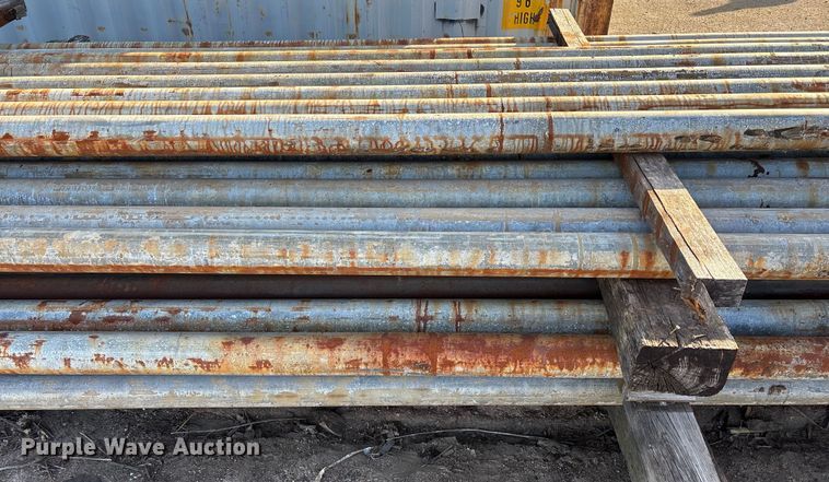 image for item EN5926 (57) pieces of pipe