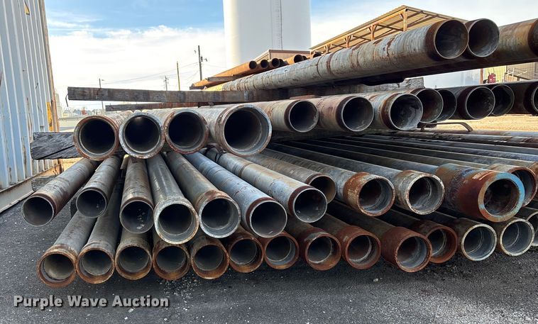 image for item EN5926 (57) pieces of pipe