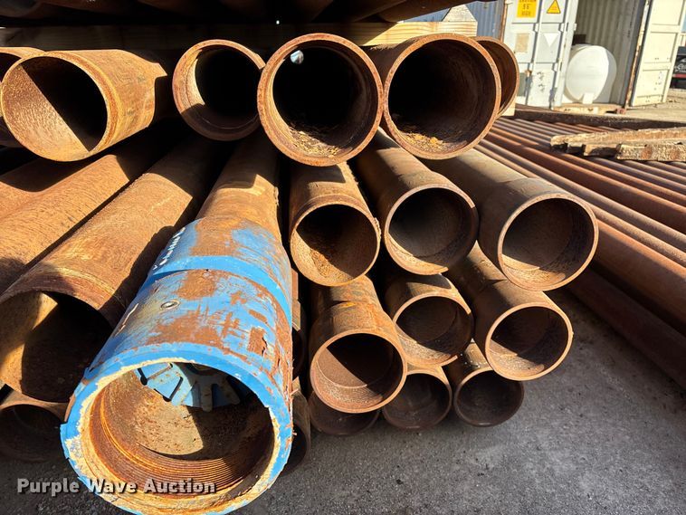 image for item EN5927 (65) pieces of pipe