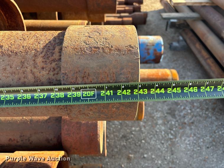 image for item EN5927 (65) pieces of pipe