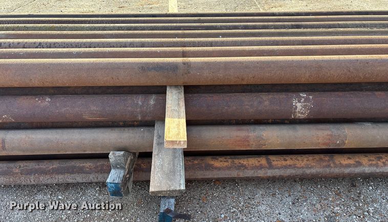 image for item EN5928 (44) pieces of pipe