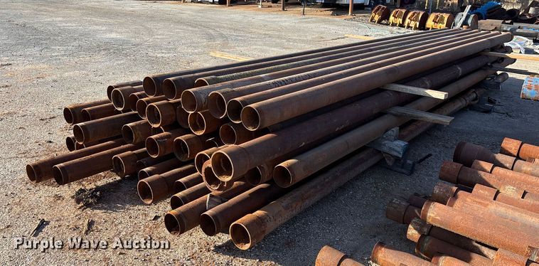 image for item EN5928 (44) pieces of pipe