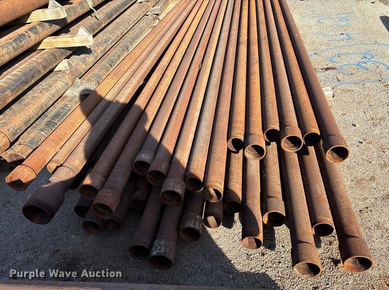 image for item EN5929 (32) pieces of pipe