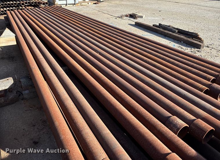 image for item EN5929 (32) pieces of pipe