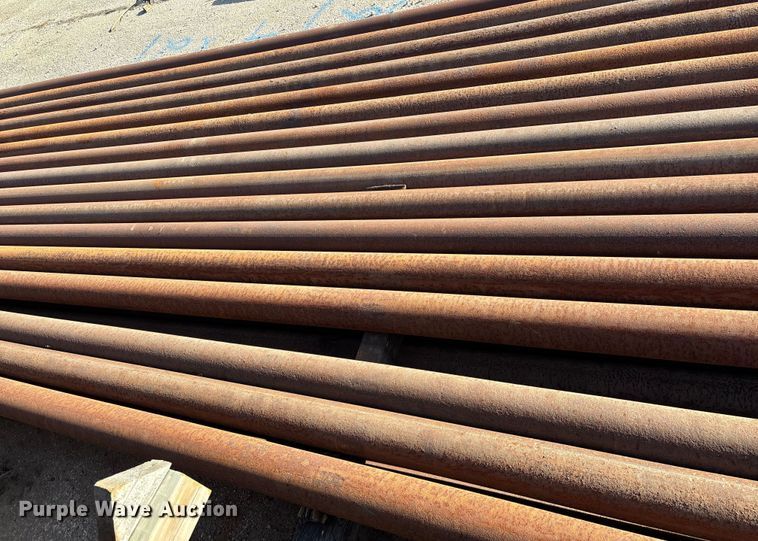 image for item EN5929 (32) pieces of pipe