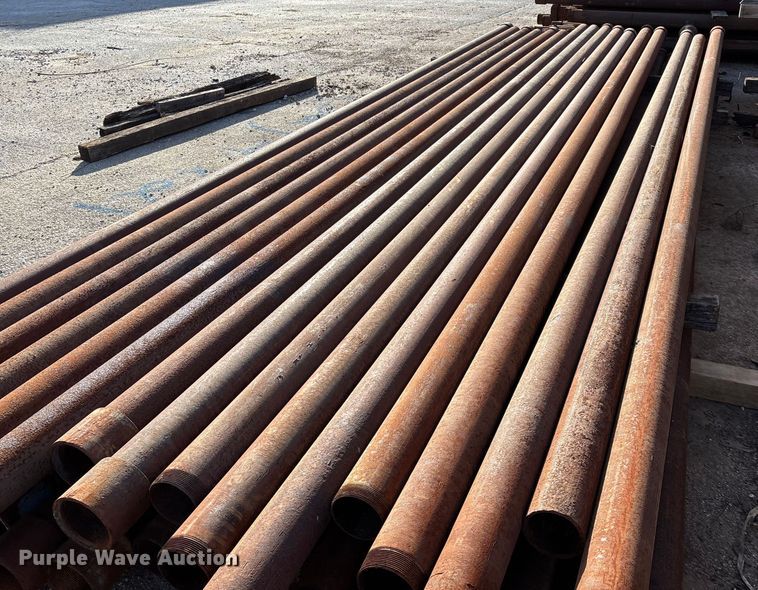 image for item EN5929 (32) pieces of pipe