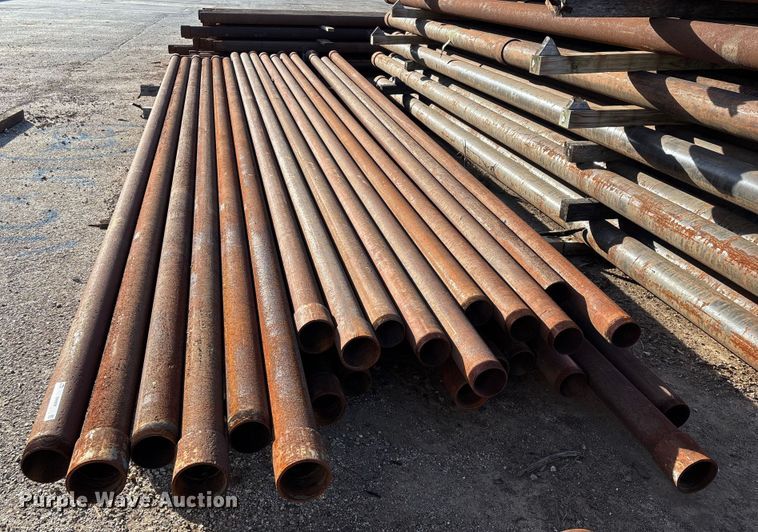 image for item EN5929 (32) pieces of pipe