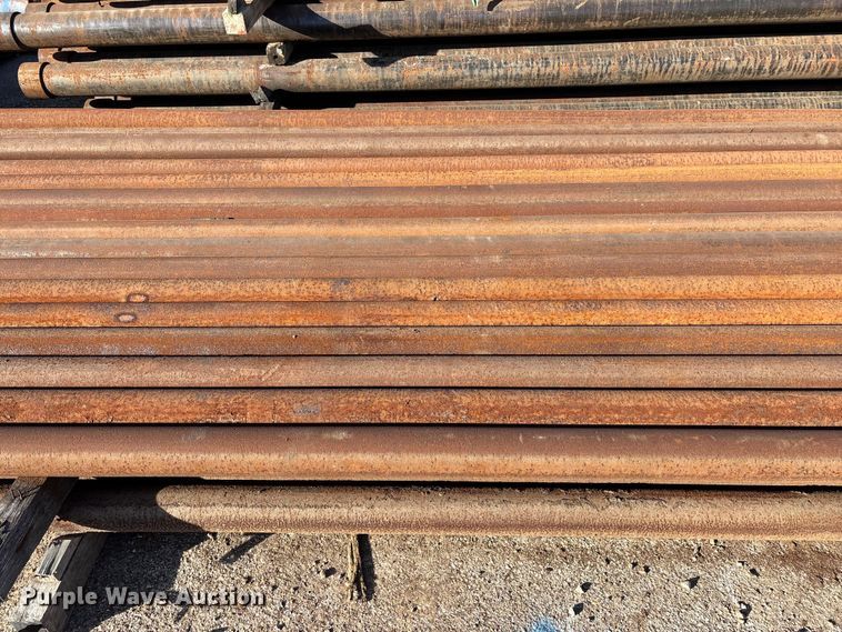 image for item EN5929 (32) pieces of pipe