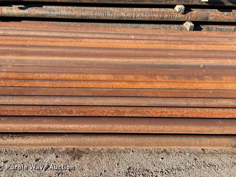 image for item EN5929 (32) pieces of pipe