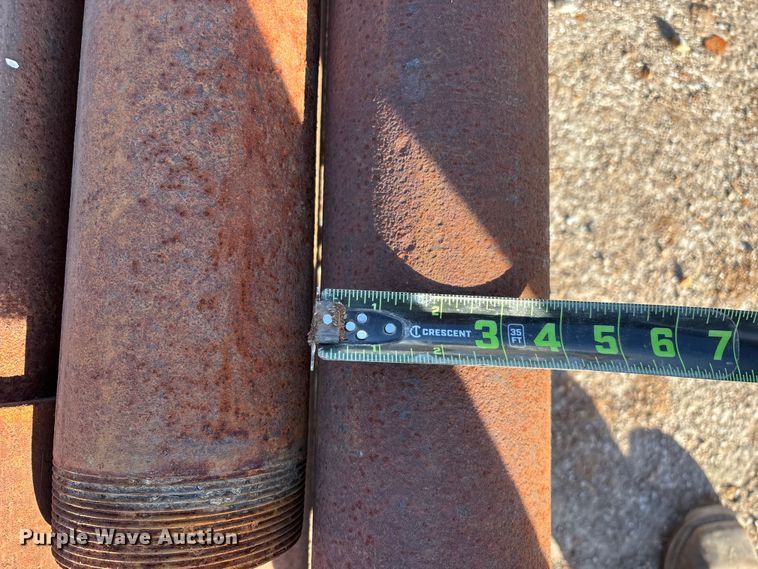 image for item EN5929 (32) pieces of pipe