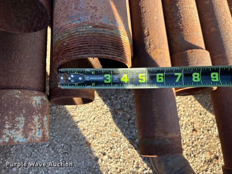 image for item EN5929 (32) pieces of pipe