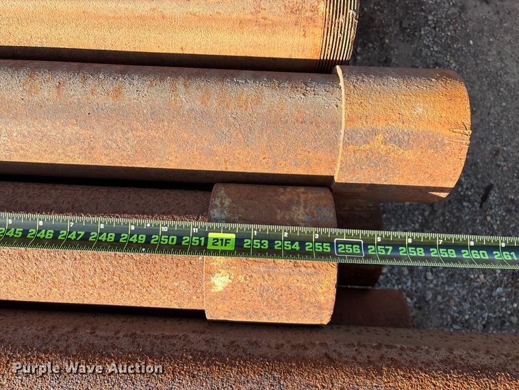 image for item EN5929 (32) pieces of pipe