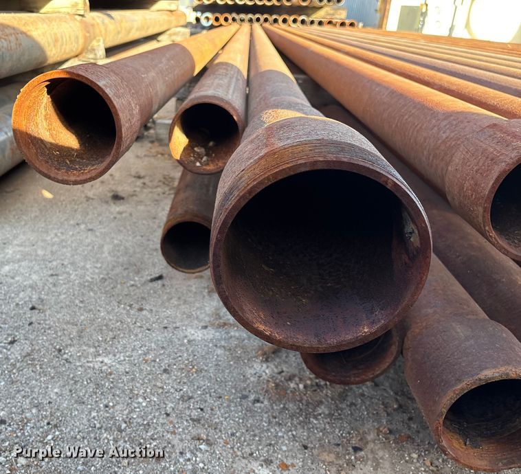 image for item EN5929 (32) pieces of pipe