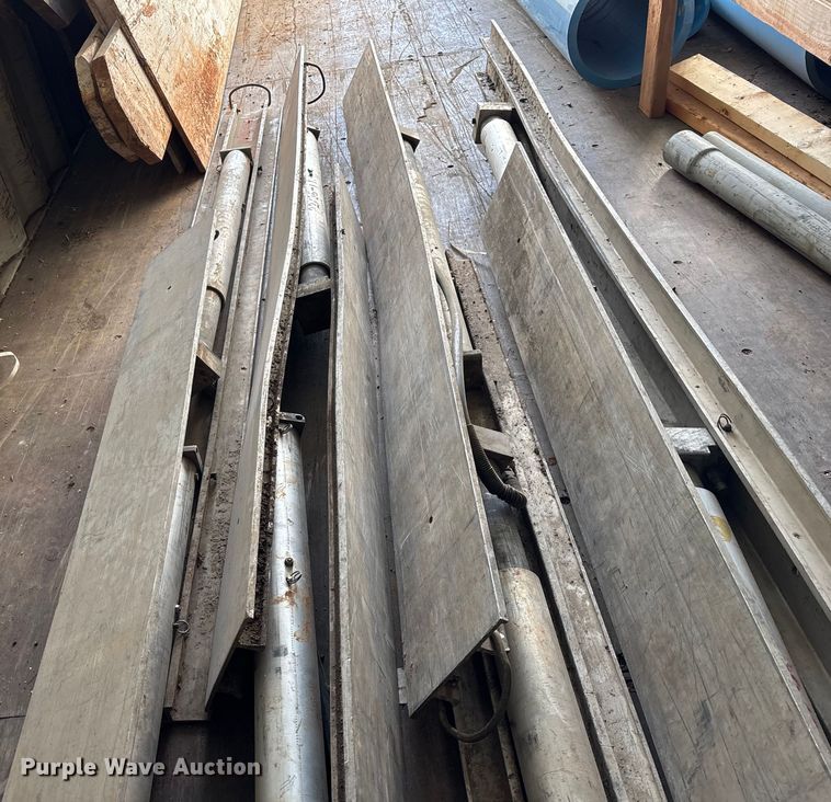 image for item EN5931 Speed Shore hydraulic shoring system