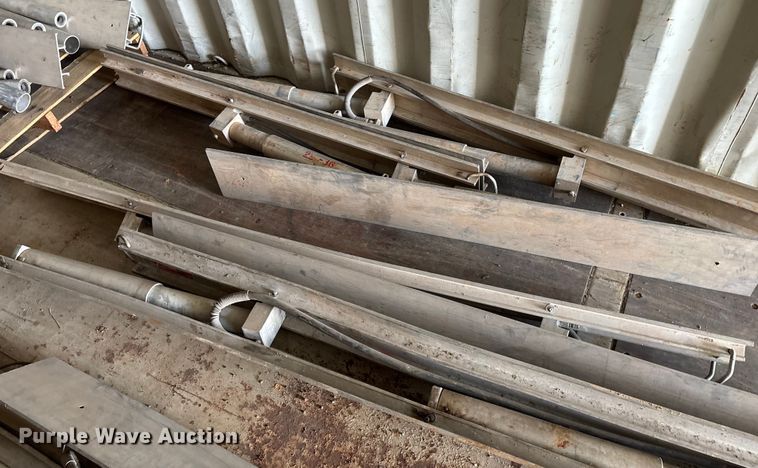 image for item EN5931 Speed Shore hydraulic shoring system