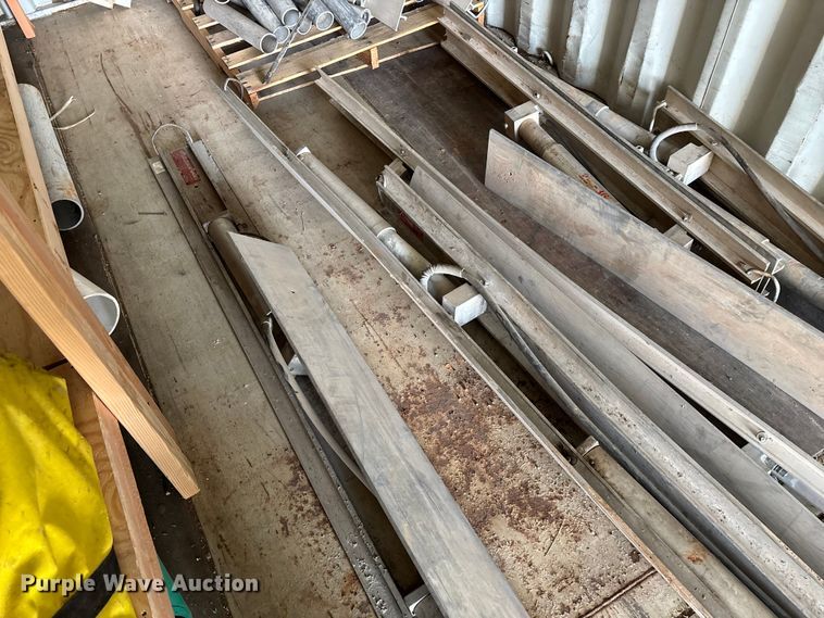 image for item EN5931 Speed Shore hydraulic shoring system