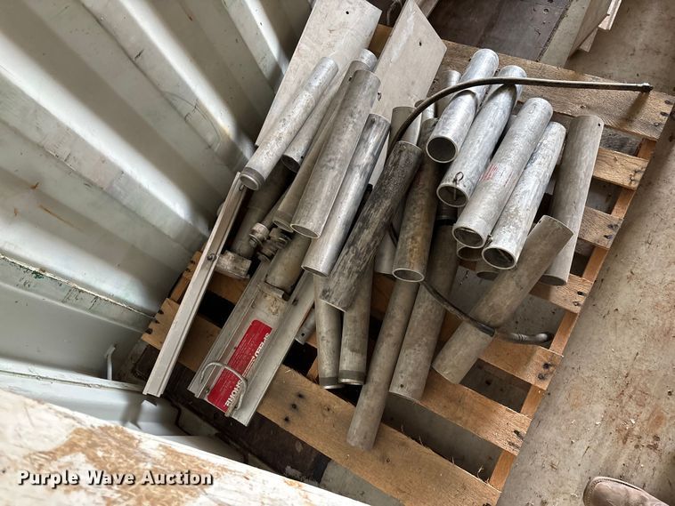 image for item EN5931 Speed Shore hydraulic shoring system