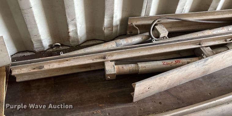 image for item EN5931 Speed Shore hydraulic shoring system