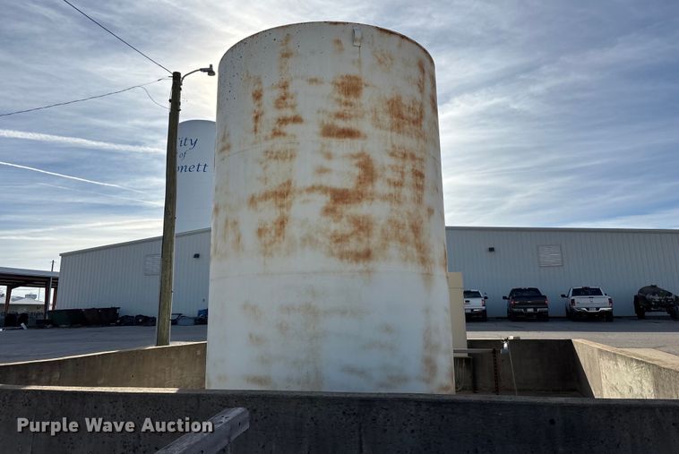 image for item EN5933 Fuel tank