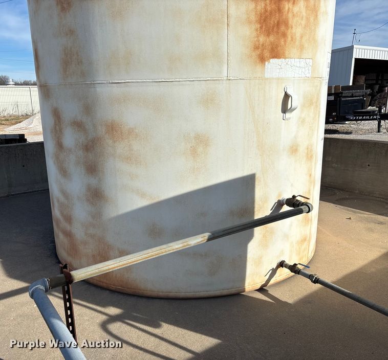 image for item EN5933 Fuel tank