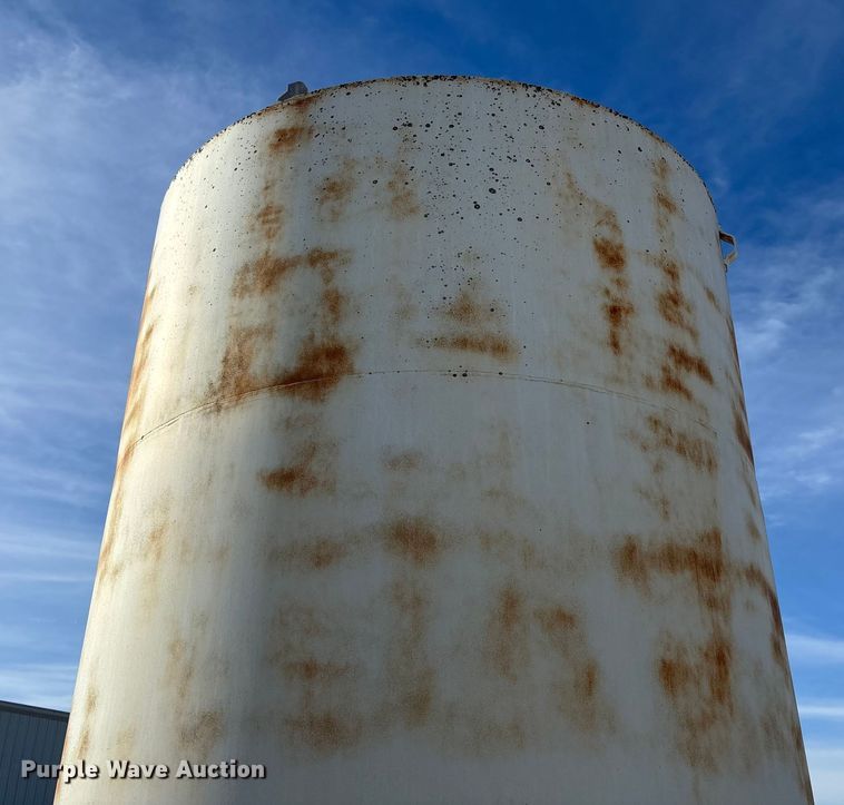 image for item EN5933 Fuel tank