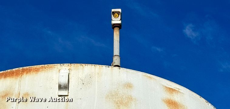 image for item EN5933 Fuel tank