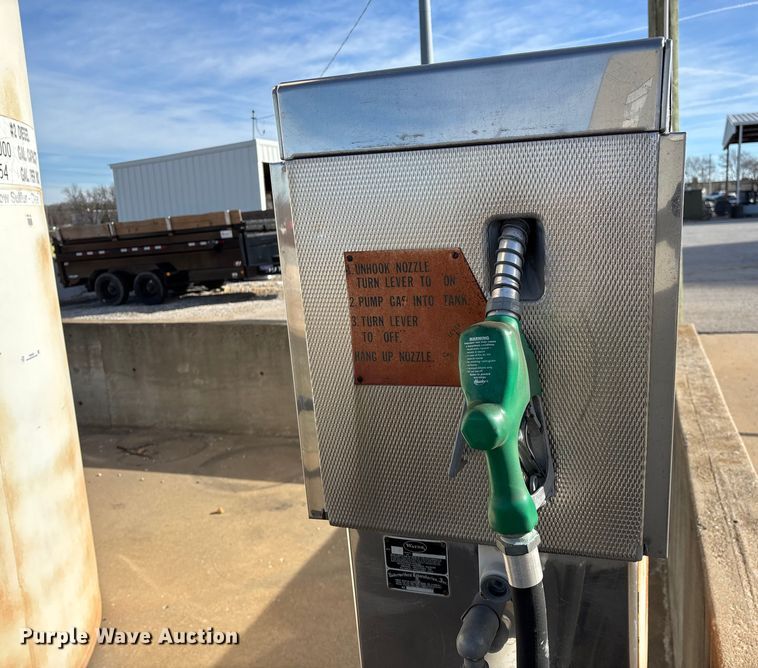 image for item EN5933 Fuel tank