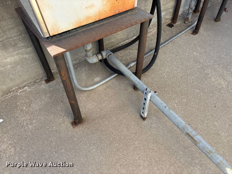 image for item EN5933 Fuel tank