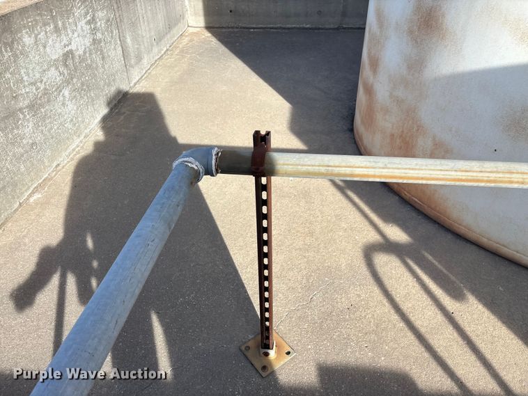 image for item EN5933 Fuel tank