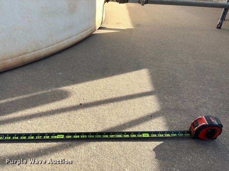 image for item EN5933 Fuel tank