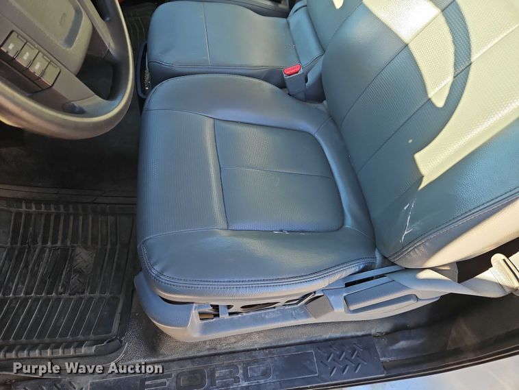 image for item EO4872 2011 Ford F150 pickup truck