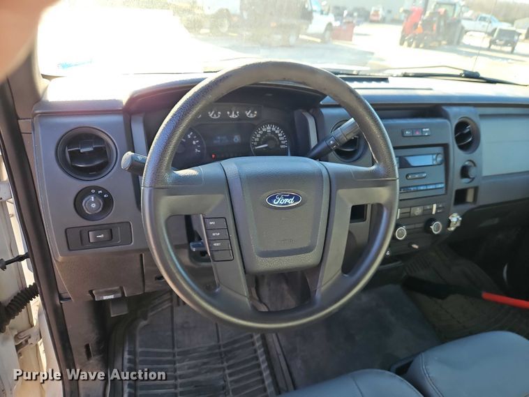 image for item EO4872 2011 Ford F150 pickup truck