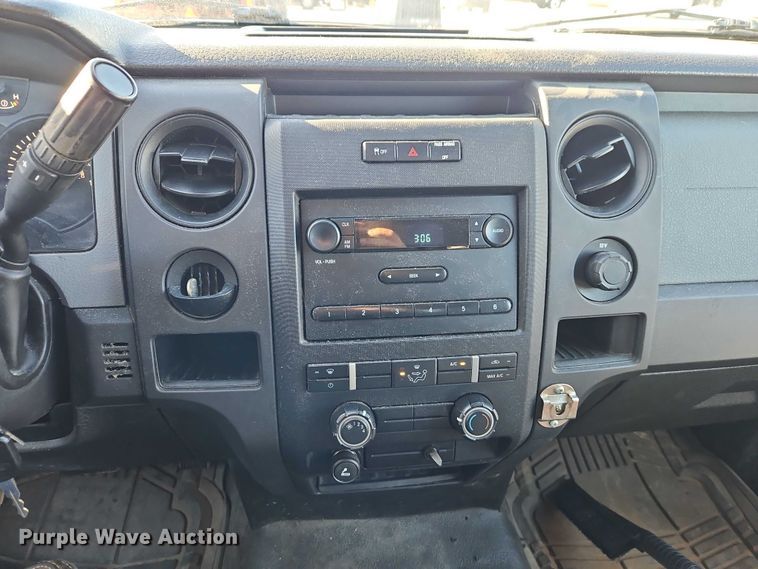 image for item EO4872 2011 Ford F150 pickup truck