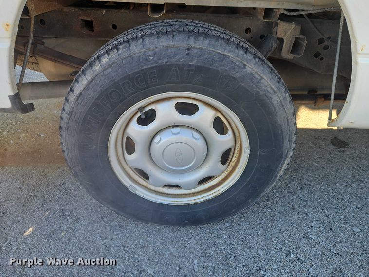 image for item EO4872 2011 Ford F150 pickup truck