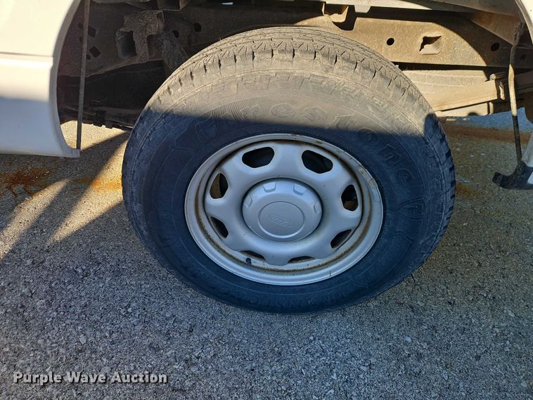 image for item EO4872 2011 Ford F150 pickup truck