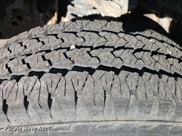 image for item EO4872 2011 Ford F150 pickup truck