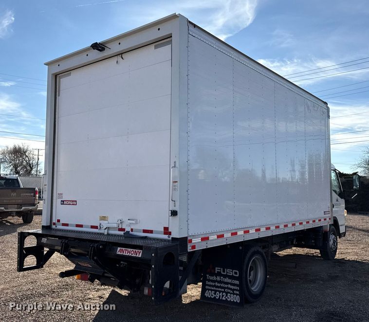 image for item EP2661 2020 Mitsubishi Fuso box truck