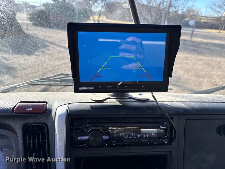 image for item EP2661 2020 Mitsubishi Fuso box truck