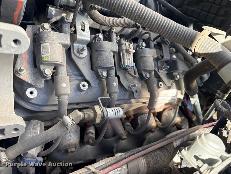 image for item EP2661 2020 Mitsubishi Fuso box truck