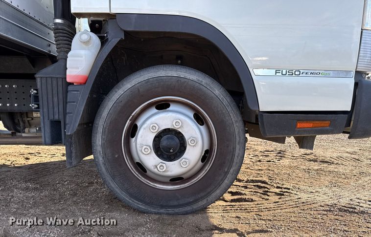 image for item EP2661 2020 Mitsubishi Fuso box truck