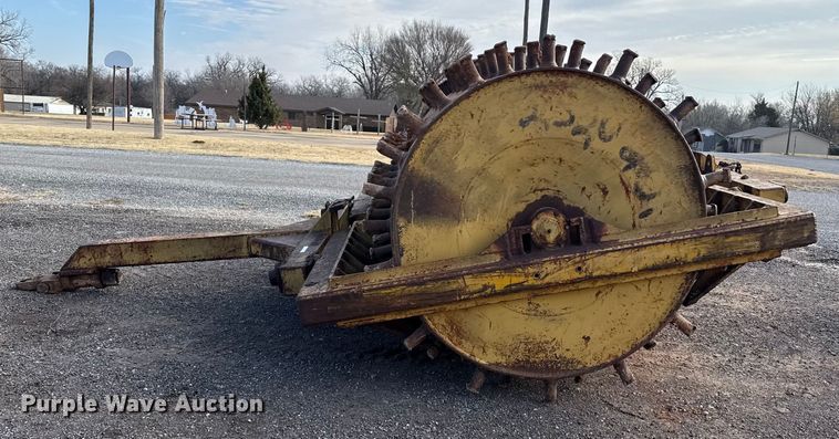 image for item EP2668 Sheepsfoot roller