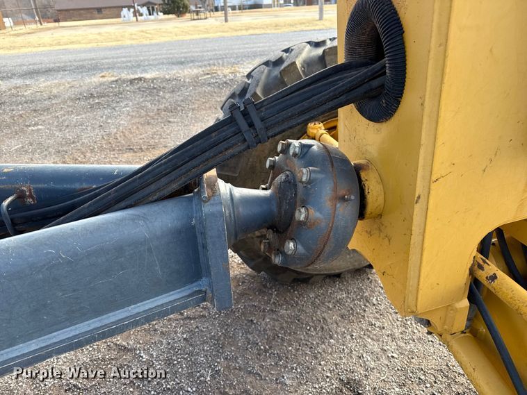 image for item EP2669 2014 John Deere 772G motor grader