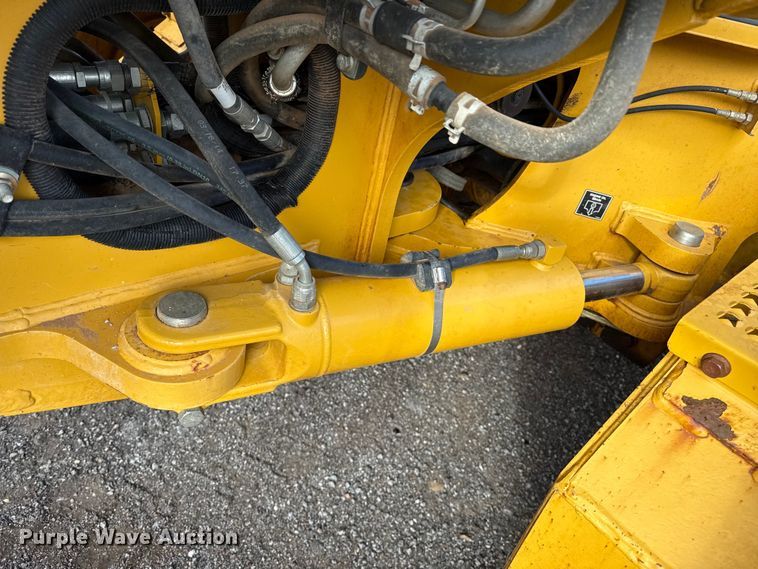image for item EP2669 2014 John Deere 772G motor grader