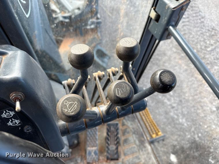 image for item EP2669 2014 John Deere 772G motor grader